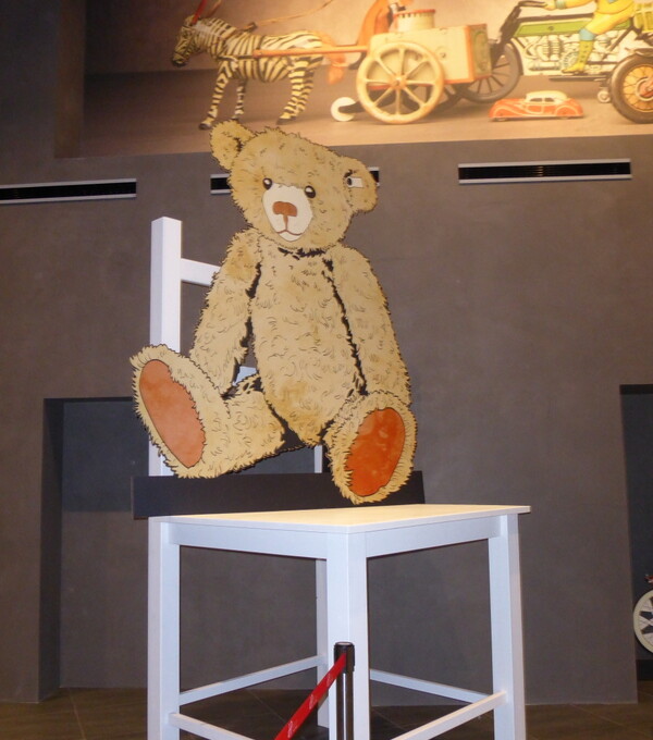 Hans-Peter Porsche Museum - Bär