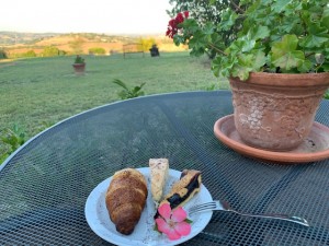 Tenuta Fattoria Vecchia -Frühstück mit Aussicht